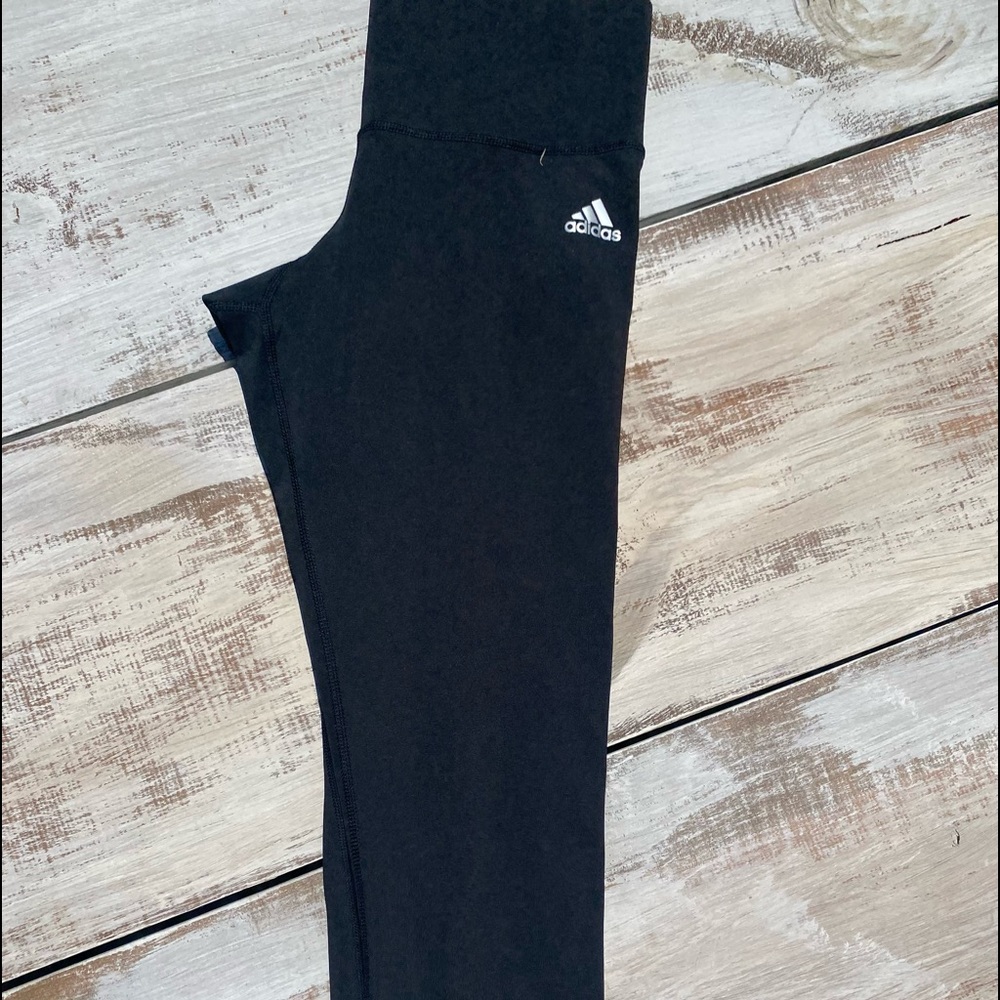 Adidas Capri